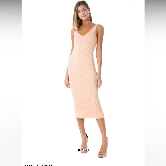 Line & Dot
HALL SWEATER DRESS in Peach - Picture 3 of 5